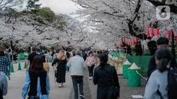 Bunga sakura merupakan bunga nasional dari Jepang yang memiliki makna penting dalam budaya Jepang. (Liputan6.com/Faizal Fanani)