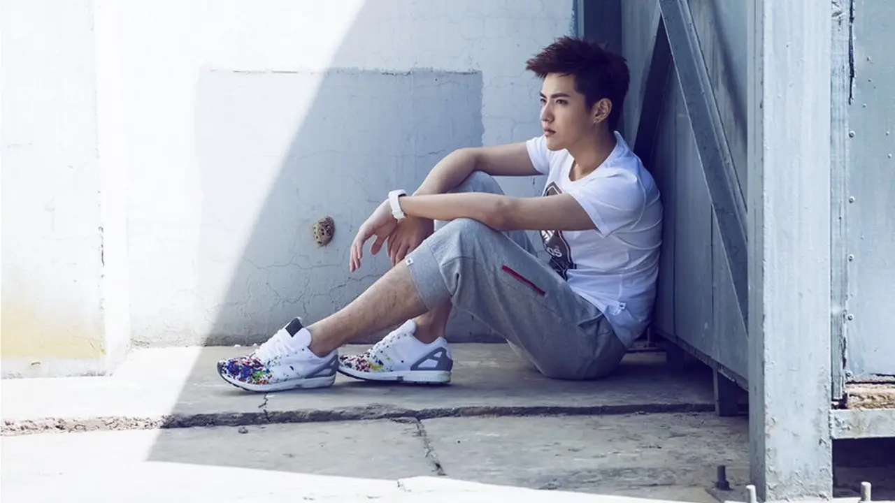 Kris Angkat Bicara Tentang Kontraknya dengan SM Entertainment
