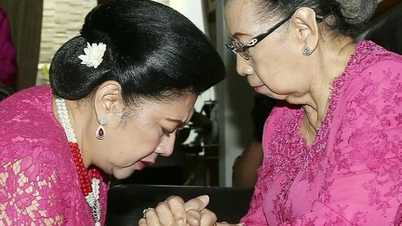 Hj. Sri Sunarti Hadiyah meninggal dunia