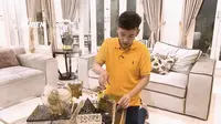 6 Potret Ruang Tamu Rumah Ruben Onsu yang Terhubung dengan Ruang Makan