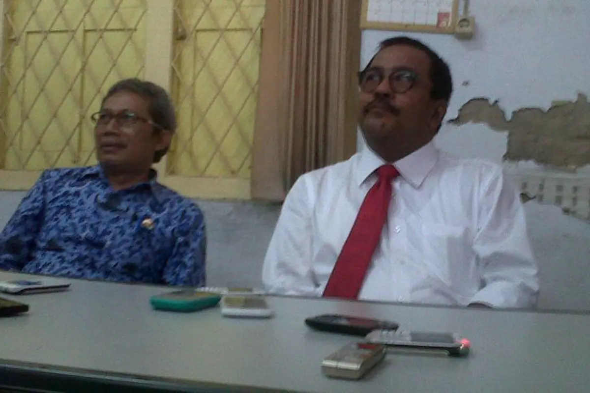 Rano Karno pantau tes CPNS 2014