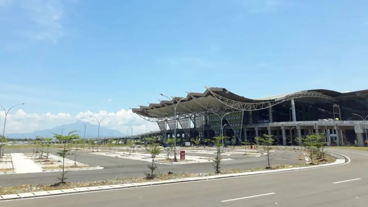Progres pembangunan Bandara Kertajati atau Bandara Internasional Jawa Barat (BIJB), Rabu (4/4/2018). (Ilyas/Liputan6.com)