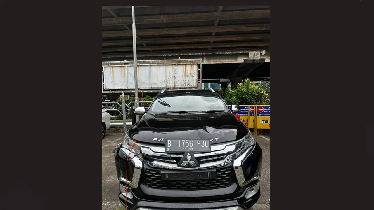 Pengemudi Mitsubishi Pajero yang kabur usai menabrak pedagang buah di Kalimalang akhirnya ditangkap.