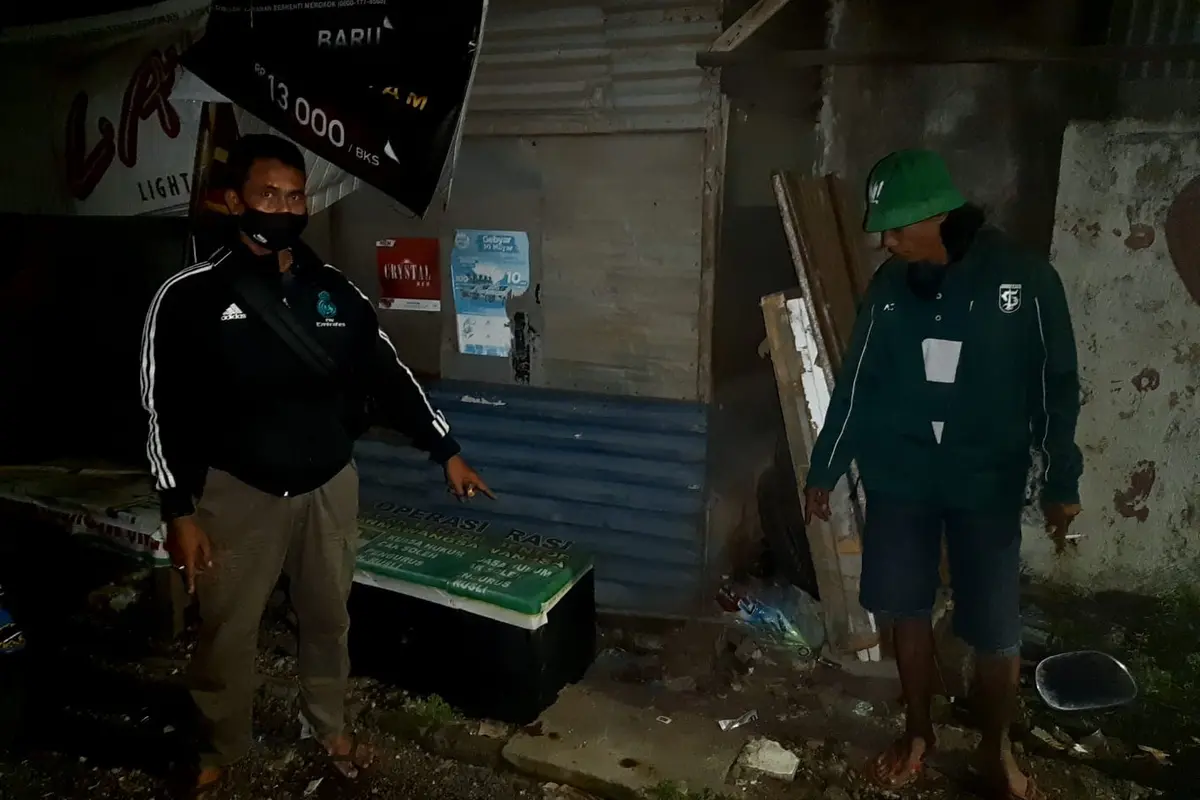 Lokasi penemuan bayi di Semampir Surabaya. (Dian Kurniawan/Liputan6.com)