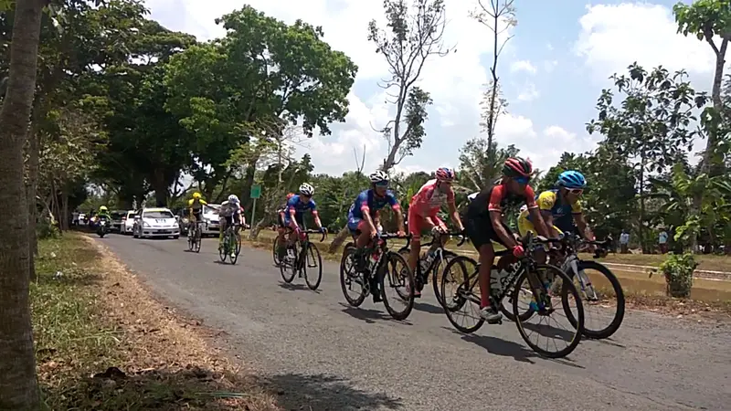 Pembalap International Tour de Banyuwangi Ijen