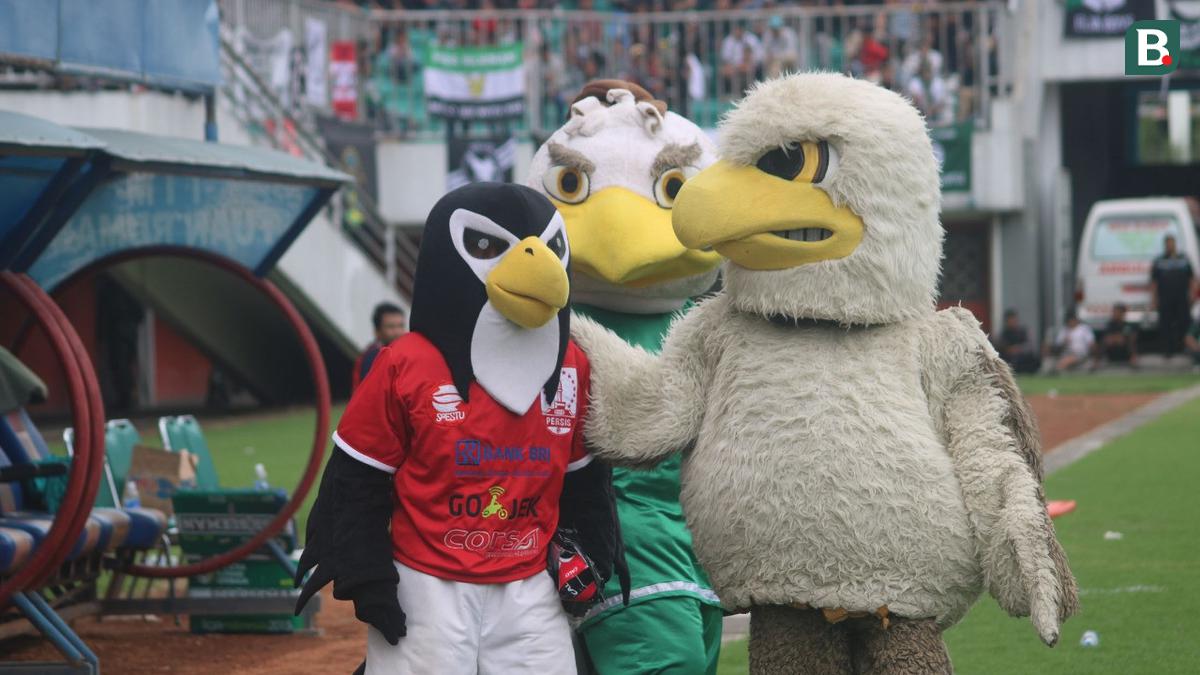 Maskot PSS Sleman Rindu Berat Beraksi di Stadion Maguwoharjo