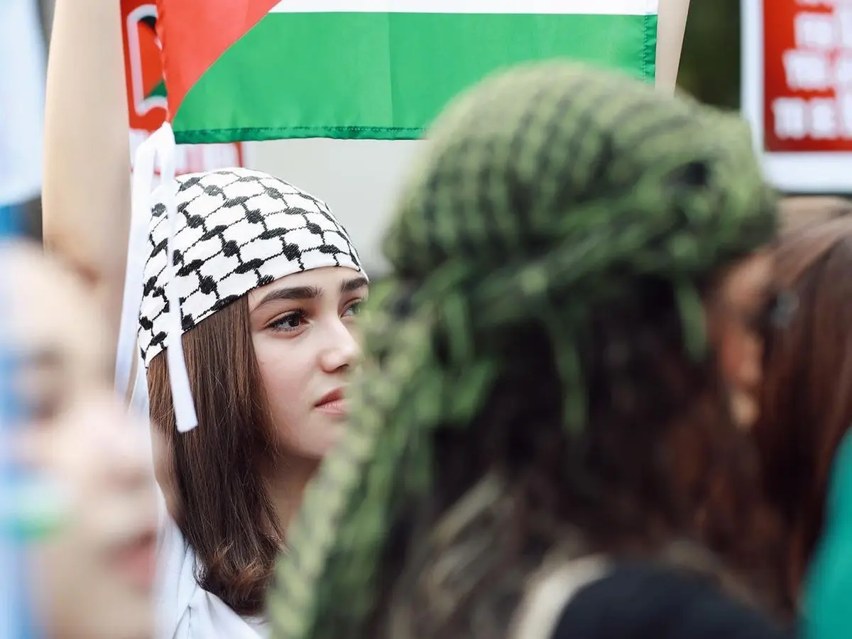 Potret Syifa Hadju Ikut Aksi Damai Bela Palestina di Kedubesan Amerika  Serikat dan Gedung PBB di Jakarta - ShowBiz Liputan6.com