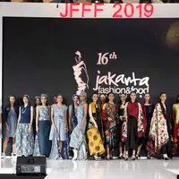 Koleksi dari para desainer Yayasan Batik Indonesia/dokumentasi JFFF 2019