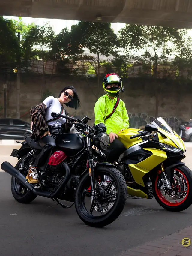 7 Momen Kompak Wika Salim Bareng Kekasih, Naik Moge Hingga Travelling Bareng