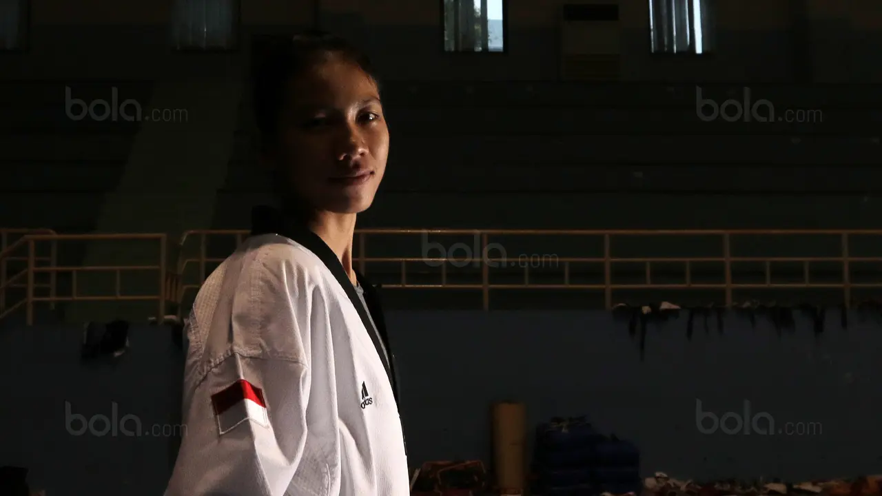 Mariska Halinda mempersembahkan emas pada SEA Games 2017 di Kuala Lumpur. (Bola.com/Nicklas Hanoatubun)