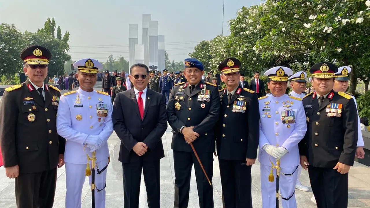 Ketua MPR RI: Tak Cukup Dikenang, Spirit Para Pahlawan Harus Juga Diterapkan Guna Menjaga Keutuhan NKRI