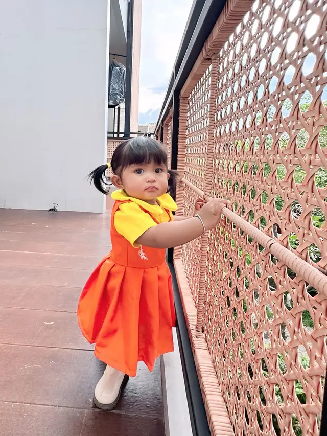 Potret Balkon Mini Rumah Denny Caknan yang Jadi Spot Favorit Cunda Bermain