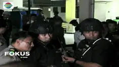 Bom susulan terjadi di rusunawa Sidoarjo, Jawa Timur, Minggu (13/5) malam. Ketegangan terjadi saat pelaku akan dilumpuhkan, pasalnya ia masih memegang tombol pemicu ledakan.