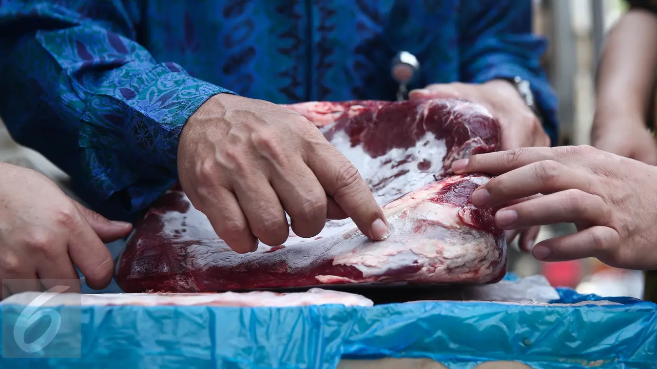 20160609-Indonesia Digelontori 300 Ton Daging Beku Australia-Jakarta