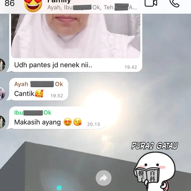 6 Chat Romantis Ayah Ibu di Grup Keluarga Ini Bikin Senyum, Tak Kalah dari ABG