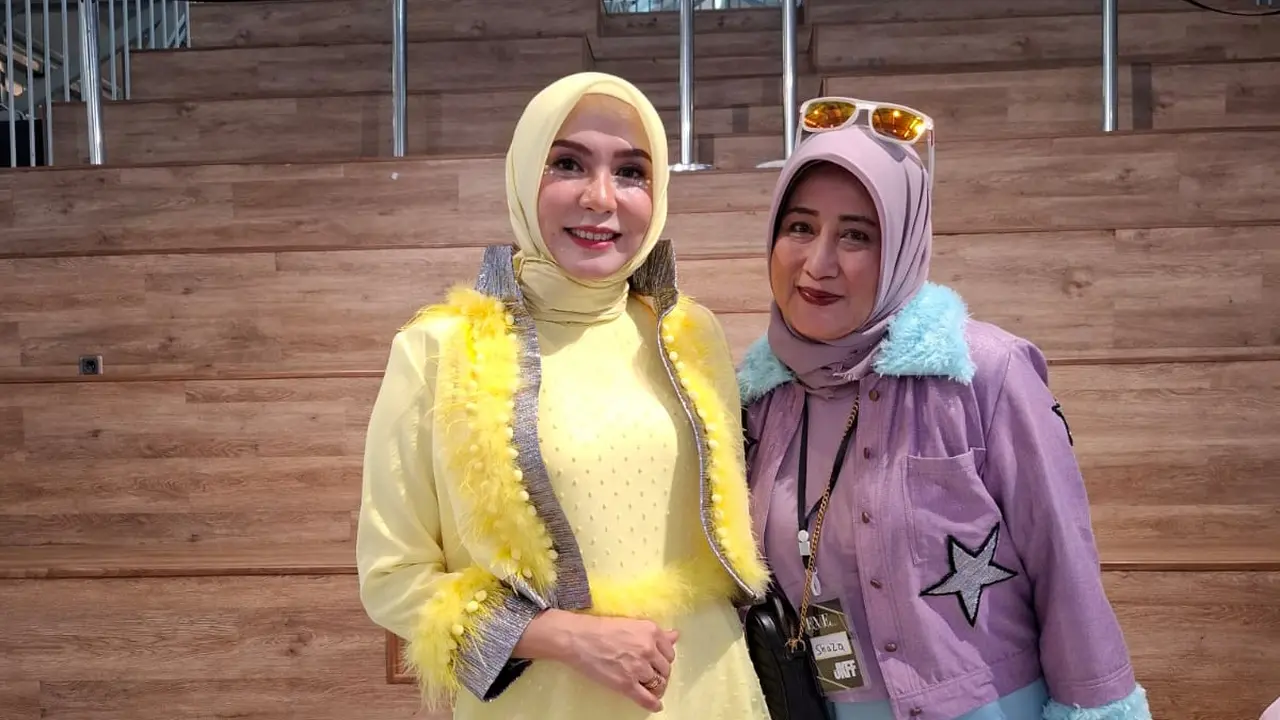 Aisyah Hesti dan Dwi Purwati