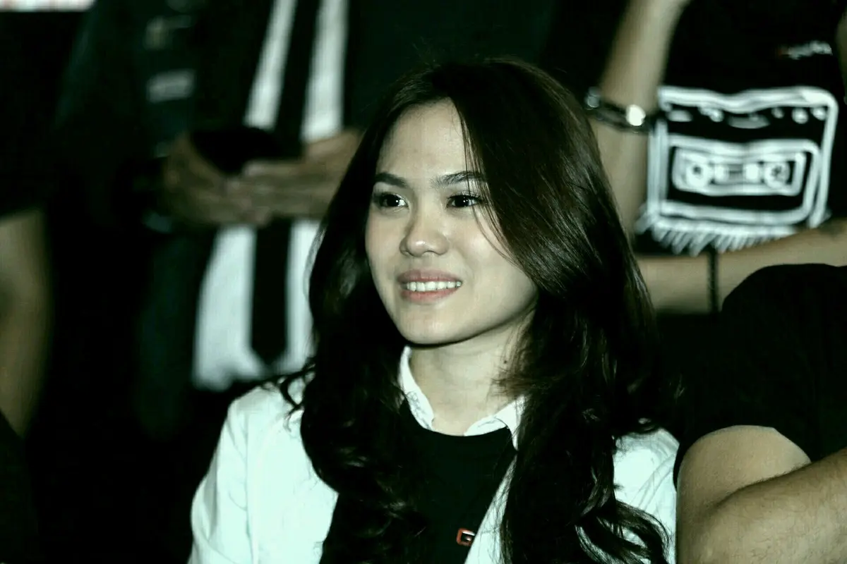 [Bintang] Cara Sheryl Sheinafia Akting Menangis di Film Galih dan Ratna