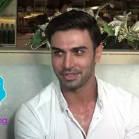 Mehdi Zati gak bisa move on dan masih sayang sama Tata Janeeta.