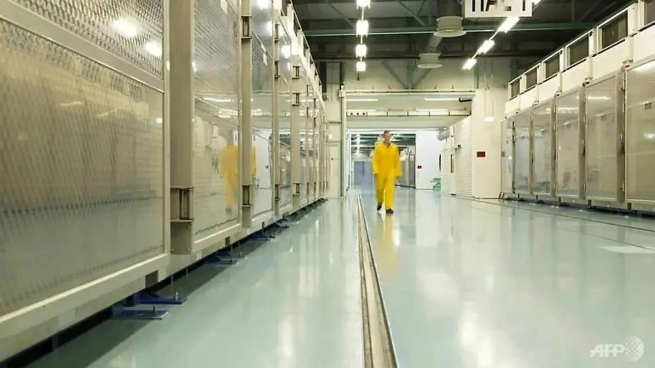 Iran mengonfirmasi pada Januari bahwa mereka sedang memperkaya uranium hingga melampaui ambang batas yang ditetapkan oleh kesepakatan nuklir 2015 di pabrik Fordow-nya. (Foto: AFP)