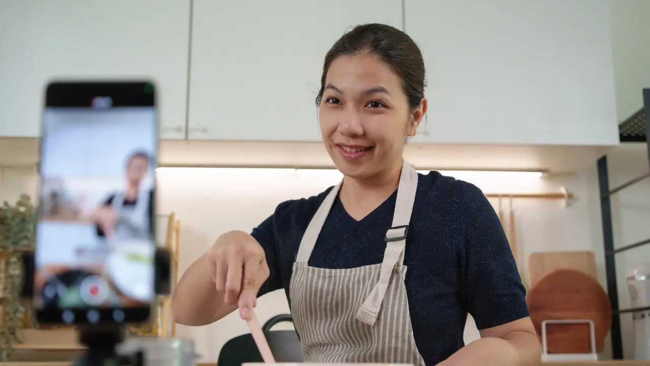 Cara Membuat Video Memasak yang Menarik Hanya dengan HP, Cocok untuk Audisi Bright Gas Cooking Competition 2026