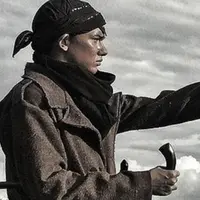 Berperan sebagai tokoh pahlawan bangsa merupakan kebanggaan tersendiri bagi mereka yang memperoleh kesempatan. Seperti beberapa aktor tampan di bawah ini yang juga berkesempatan mengenakan kostum dari pahlawan tersebut.  (Instagram/adipati)