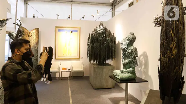 Melihat Karya Seni di Pameran Art Jakarta Gardens 2023