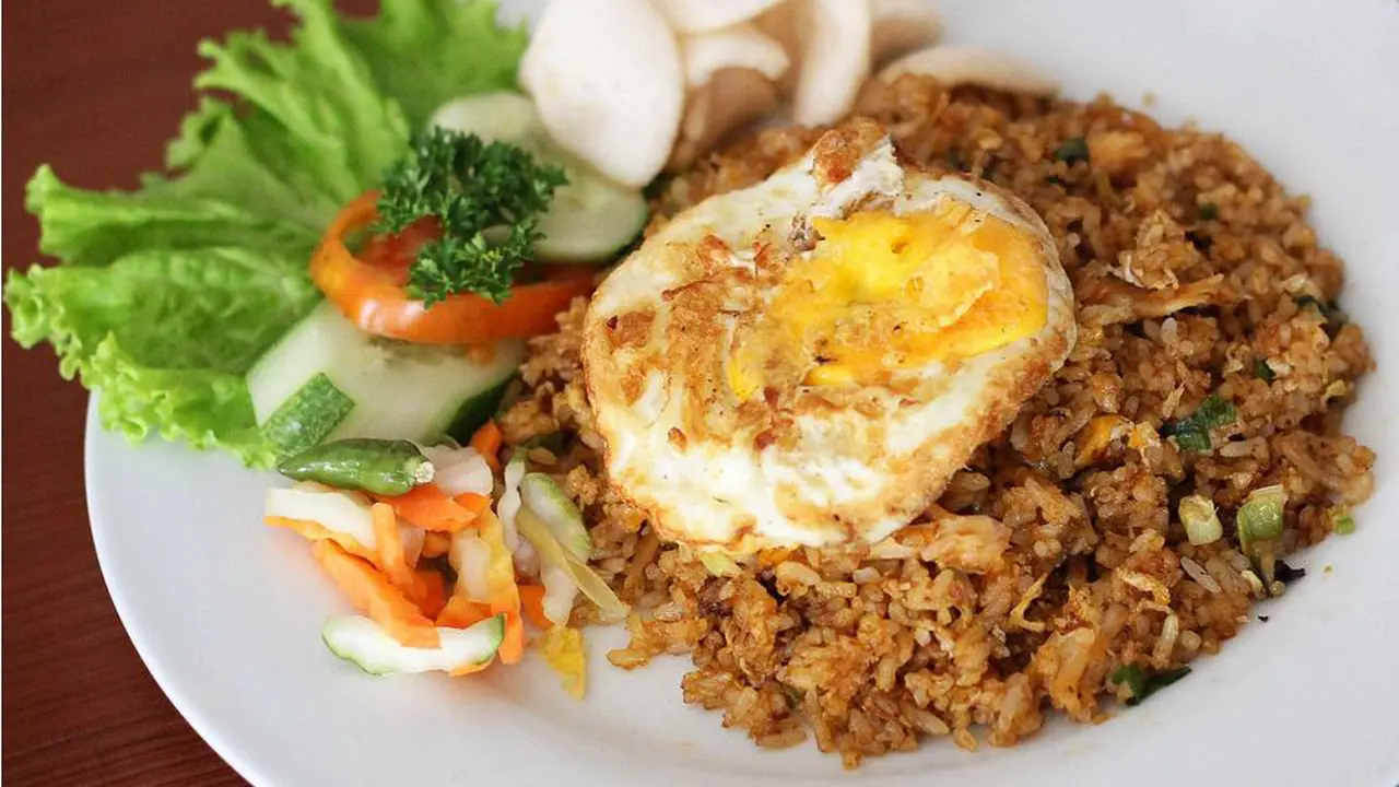 [Bintang] Sering Lapar Tengah Malam? Yuk Bikin Nasi Goreng Kerang