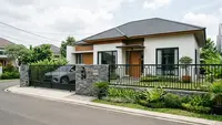 6 Kombinasi Pagar Besi dan Tembok Pendek untuk Rumah Sederhana yang Terlihat Mewah