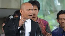 Saur Siagian menyebut, langkah Bareskrim Polri menetapkan Bambang sebagai tersangka merupakan pelecehan terhadap advokat, Jakarta, Rabu (28/1/2015). (Liputan6.com/Andrian M Tunay)