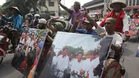 Rayakan Kemenangan Jokowi, Penarik Becak Keliling Kota Solo