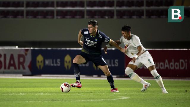 PS Sleman vs Persib Bandung