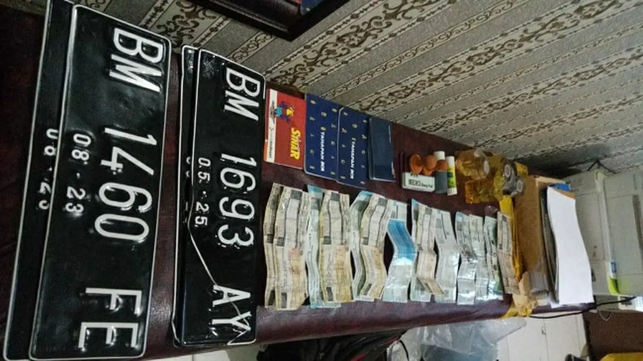 STNK palsu yang disita penyidik Polsek Tampan di Pekanbaru.