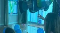 Rayakan Ultah Anak Saat Pandemi Covid-19, Pasangan Ini Sulap Rumah Jadi Akuarium Raksasa