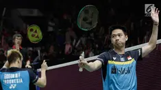 Pasangan Indonesia, Kevin Sanjaya/Marcus Gideon berselebrasi usai mengalahkan Mark Lamsfuss/Marvin Seidel (Jerman) pada Indonesia Masters 2019 di Istora Senayan, Rabu (23/1). Kevin/Marcus lolos ke 16 besar, 21-13, 19-21, 21-15. (Bola.com/M Iqbal Ichsan)