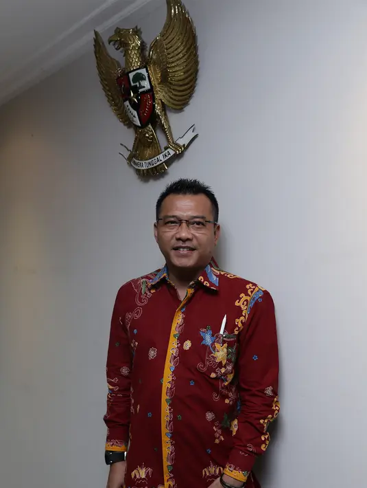 Saat di Gedung Nusantara III, Senayan, Jakarta Pusat, Senin (18/1/2016), Anang menyampaikan bahwa ini inisiatif teman-teman pelaku industri kreatif. (Andy Masela/Bintang.com)