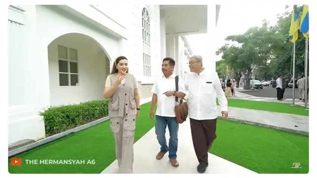 7 Potret Ashanty Jalani Sidang Proposal Disertasi, Siap Jemput Gelar Doktor