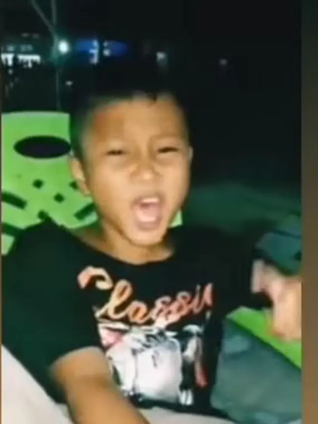 Puitis Sejak Kecil, Ini 6 Foto Lawas Fajar Sad Boy Saat Anak-Anak