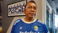 Legenda Persib Bandung, Sutiono Lamso. (Erwin Snaz/Bola.com)