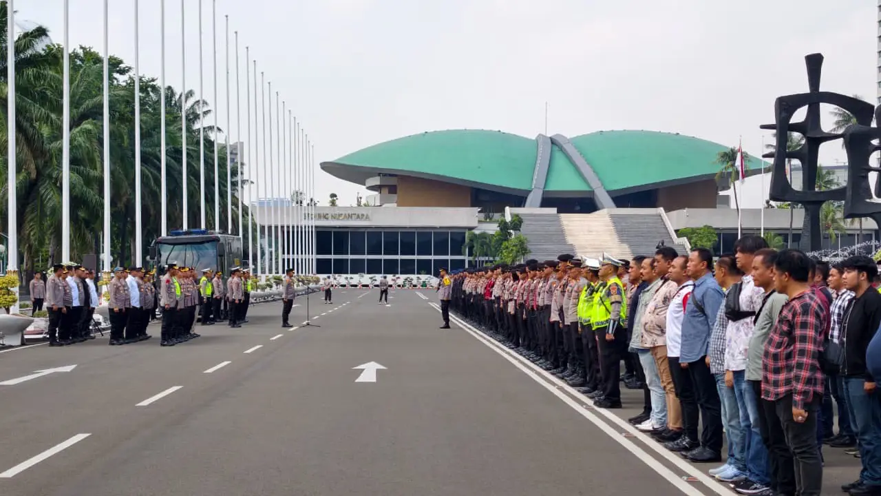 Polisi Kerahkan Ribuan Personel Kawal Kunjungan Ketua CPPCC di Jakarta