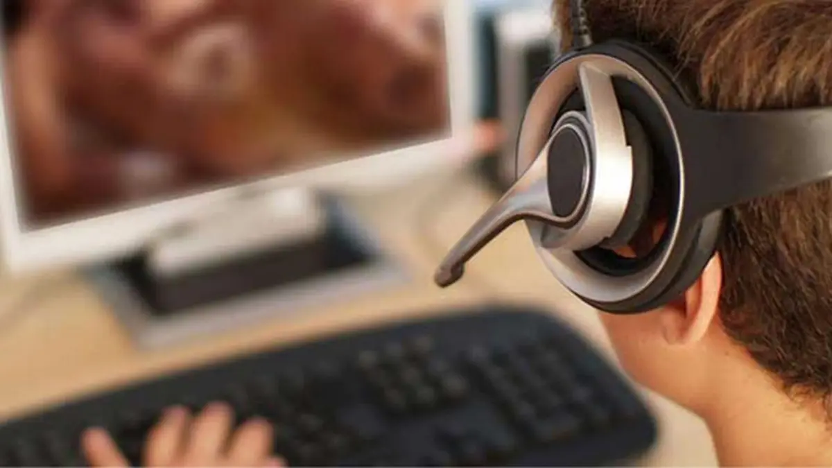 Benarkah Nonton Film Porno Bikin Orang Rajin Berdoa? - Lifestyle  Liputan6.com