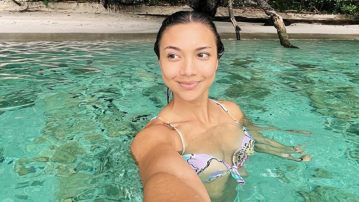 Angela Gilsha Mengaku Dikejar Kapal Misterius Usai Snorkeling di Dekat Lokasi Tambang Nikel Raja Ampat
