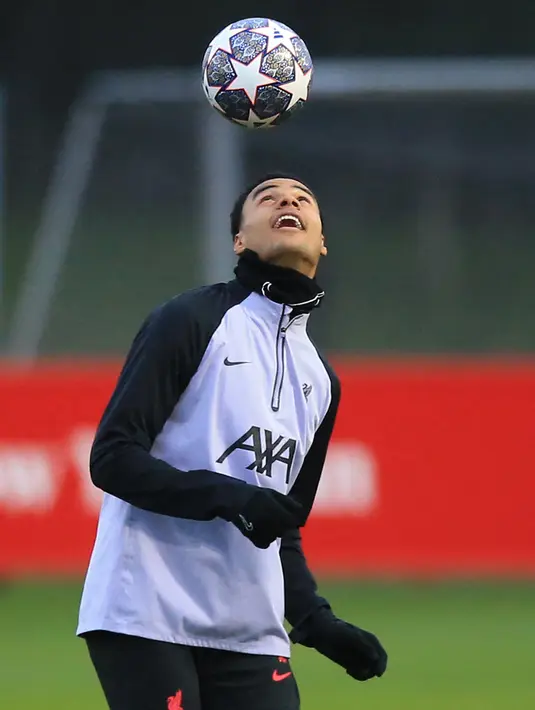 Pemain Liverpool Cody Gakpo mengambil bagian dalam sesi latihan tim di Pusat Pelatihan AXA, Liverpool, Inggris, 20 Februari 2023. Liverpool akan menghadapi pertandingan sepak bola leg pertama babak 16 besar Liga Champions UEFA melawan Real Madrid. (Lindsey Parnaby/AFP)