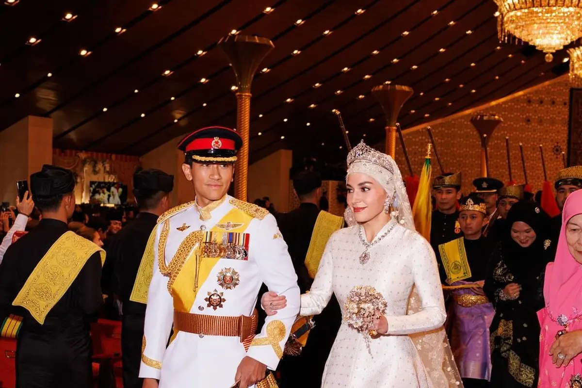 10 Potret Rangkaian Royal Wedding Pangeran Mateen dan Anisha Isa, Curi Perhatian