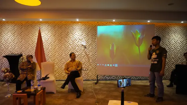 Wali Kota Surabaya Tri Rismaharini di forum Inspiration Day yang diselenggarakan KBRI Ankara. (Dokumentasi KBRI Ankara)