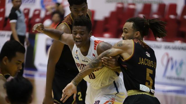 Pelita Jaya, IBL, Wayne Bradford.