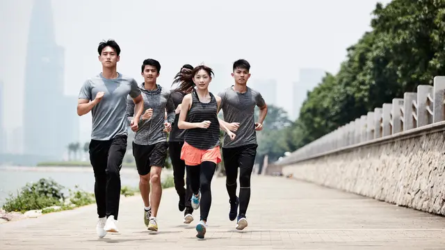 Hobi Berlari? Kerahkan Kemampuanmu Buat Ikutan Tantangan Lari 1 Mil Yuk!