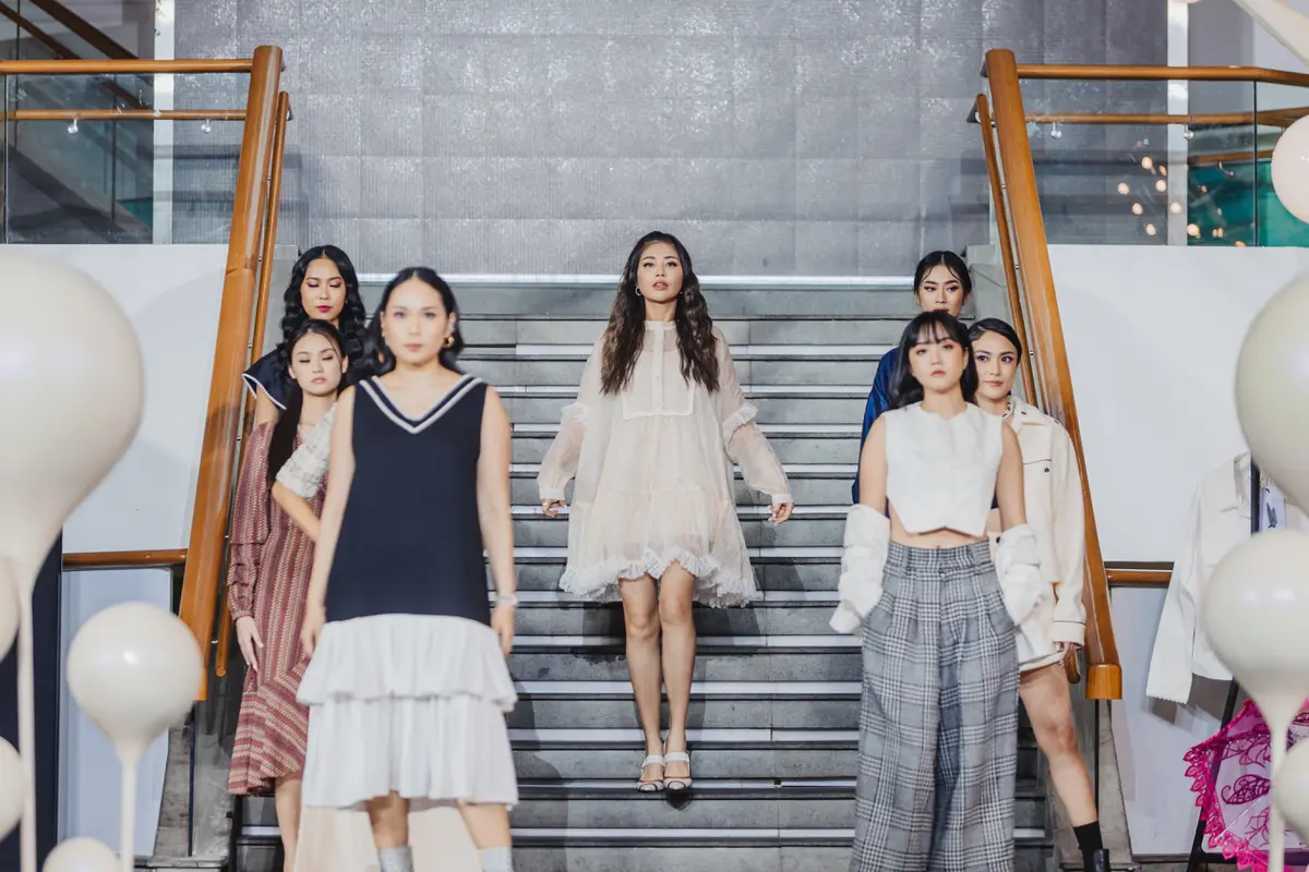 Pilihan Outfit Feminin Bergaya Parisian untuk Perempuan Asia di Momen Festive Akhir Tahun