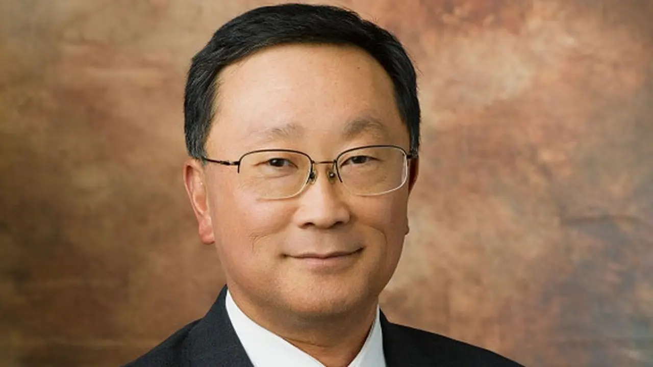 john-chen-131221c.jpg