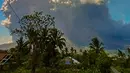 <p>Petugas Pos Pemantau Gunung Lewotobi Laki-Laki menginformasikan bahwa telah terjadi erupsi gunung Lewotobi Laki-laki, Nusa Tenggara Timur pada Senin 7 Juli 2025 pukul 11:05 WITA. (Handout/Indonesia's Geological Agency/AFP)</p>