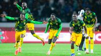 Pemain Timnas Mali merayakan kemenangan atas Tunisia pada laga Piala Afrika 2025 di Stadion Fez, Maroko, Minggu (04/01/2026). (AP Photo/Themba Hadebe)